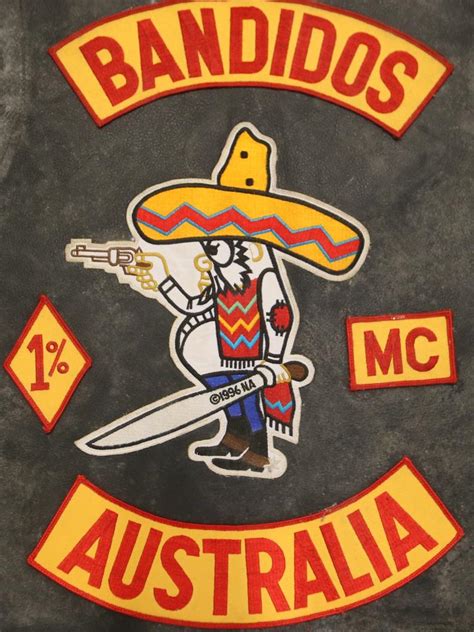 6, eight members or associates of the Bandidos MC were found murdered in a farm field in Ontario, Canada in what police have described as an internal cleansing of the Bandidos. . Bandidos pterodactyl patch meaning